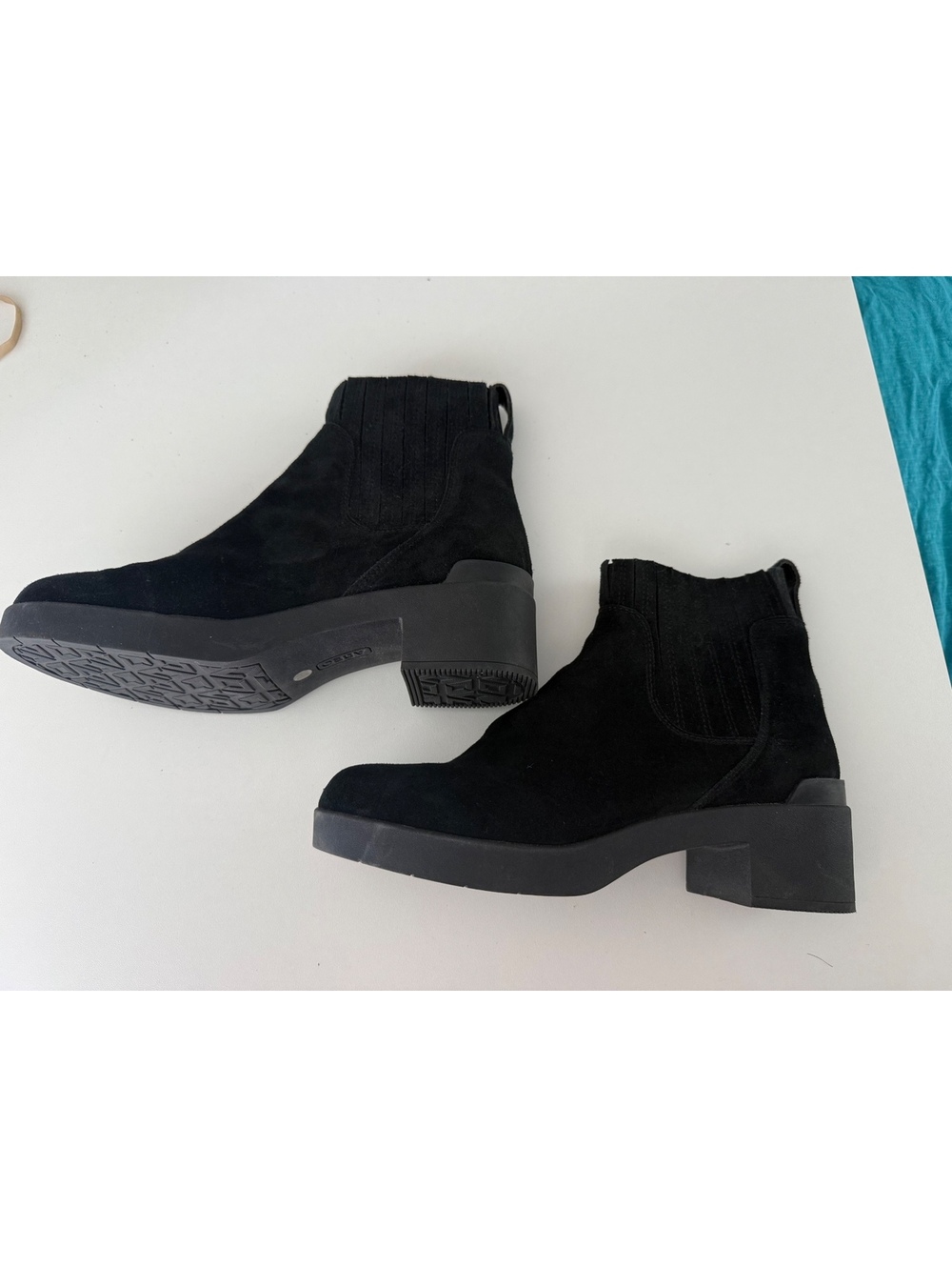 ABEO Women's Black Suede Ankle Boots Size 8.5M with Elastic Side Panels